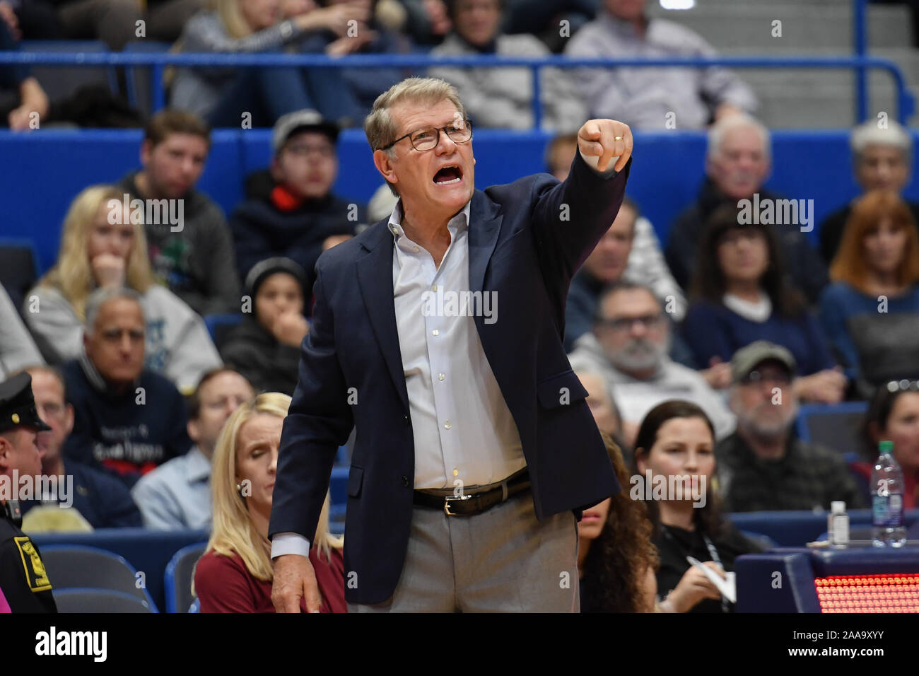 Center geno auriemma hi-res stock photography and images - Alamy