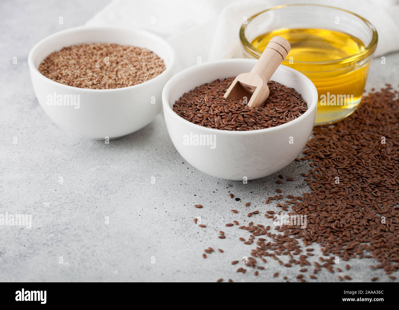 Linseed oil cloth hi-res stock photography and images - Alamy