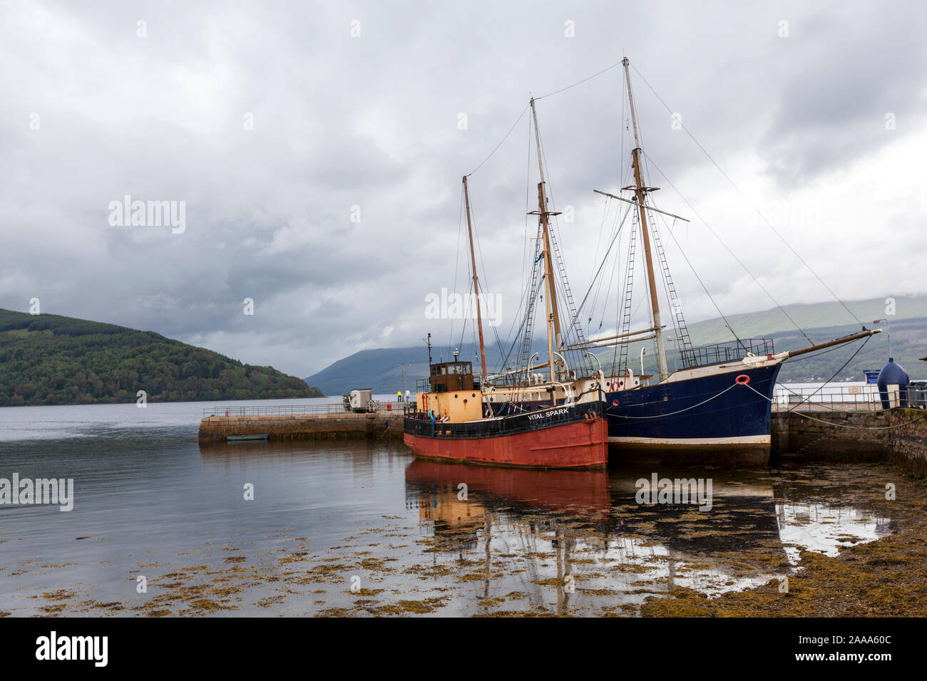 Vintage boats hi-res stock photography and images - Alamy