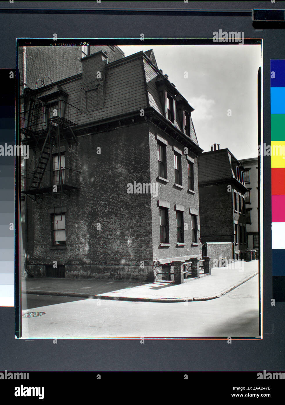 Code I A 2 Three Story Houses With Dormers In Mansard Roofs Separated By A Courtyard Citation Reference Cny 196 Commerce Street No 39 41 Manhattan Stock Photo Alamy