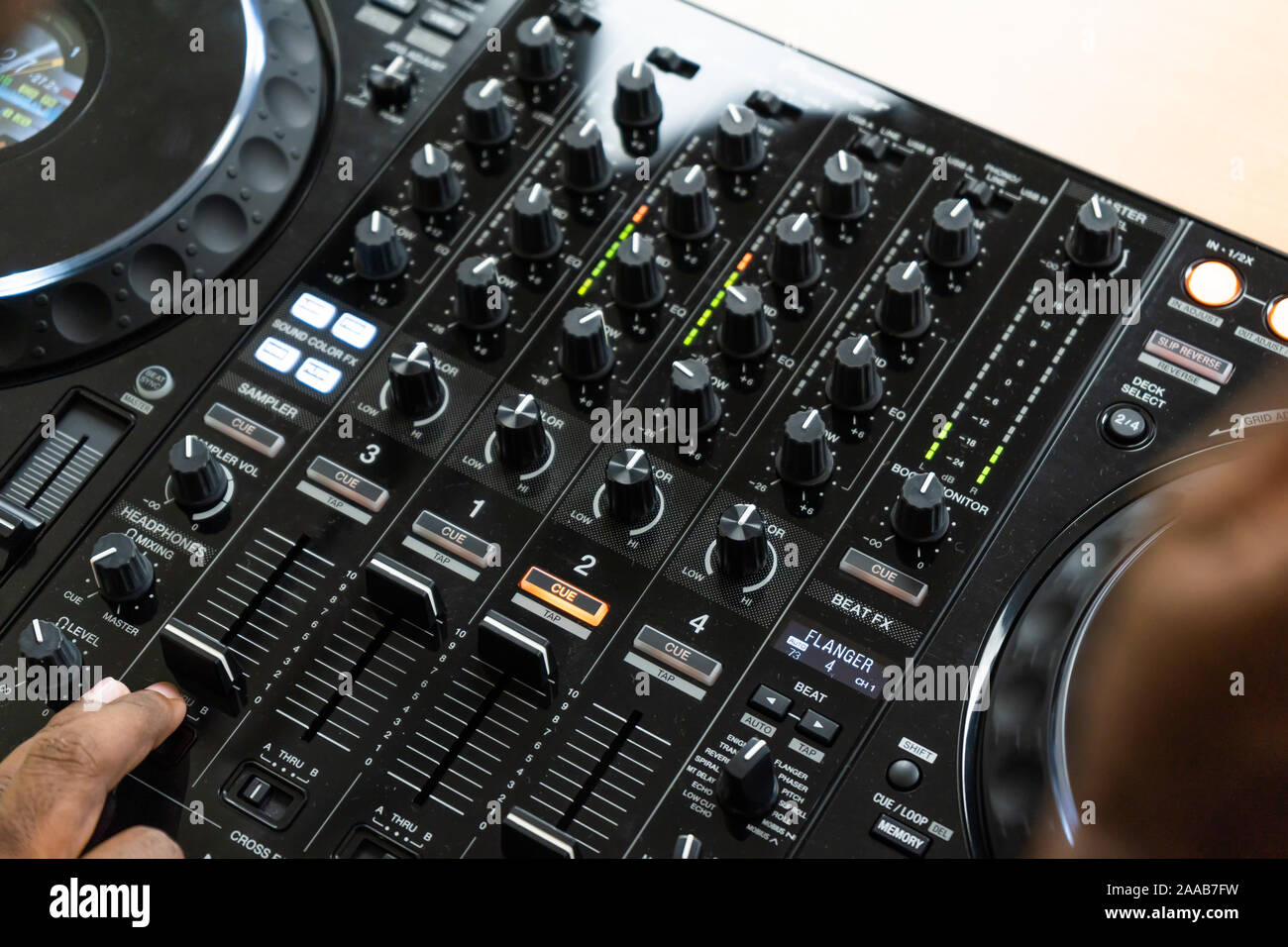 Cable to connect professional DJ midi controller to audio mixer.Concert  equipment for home party.Disc jockey technology to mix digital music tracks  Stock Photo - Alamy