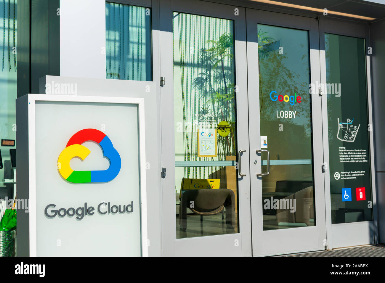 Google Cloud logo at the visitor entrance to lobby of Google campus building - Sunnyvale, California, USA - November, 2019 Stock Photo