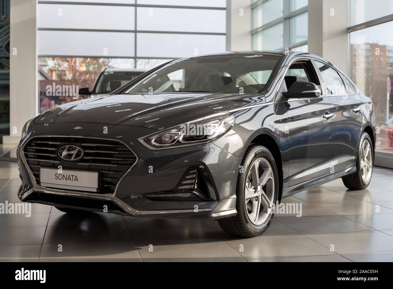 Hyundai sonata showroom hi res stock photography and images Alamy