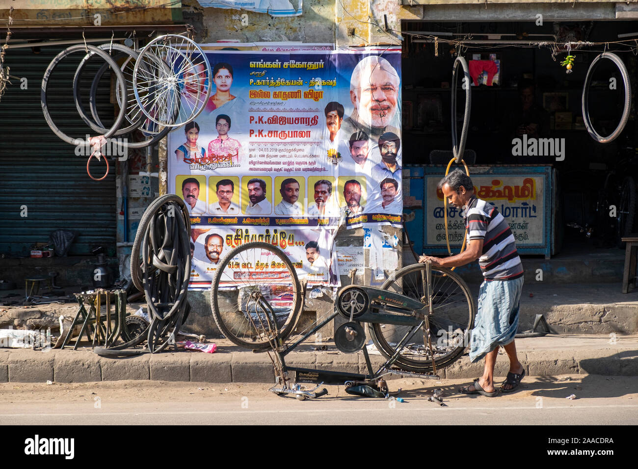 Indian cycle repair High Resolution Stock Photography and Images Alamy