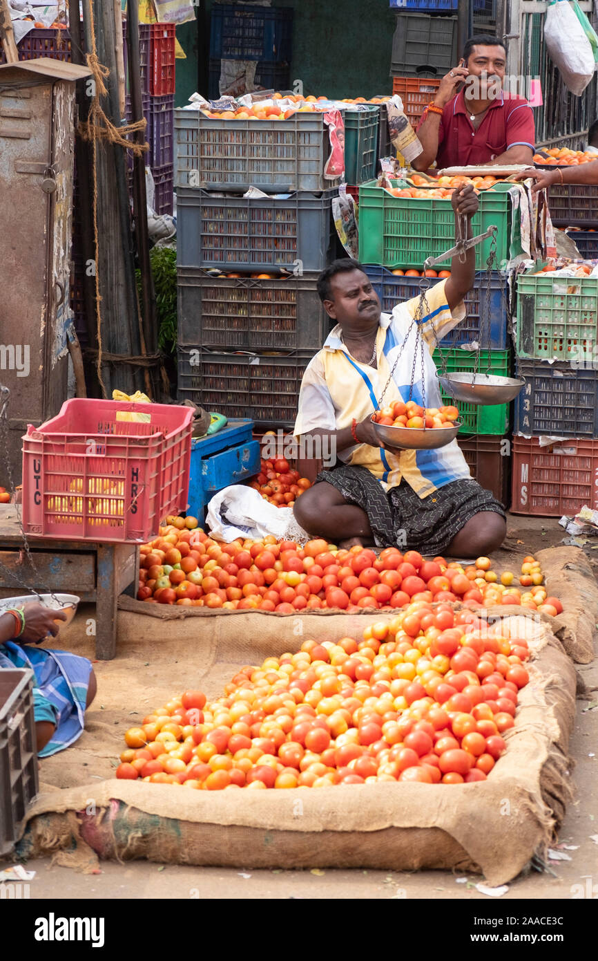 Gandhi market trichy tamil nadu hires stock photography and images Alamy