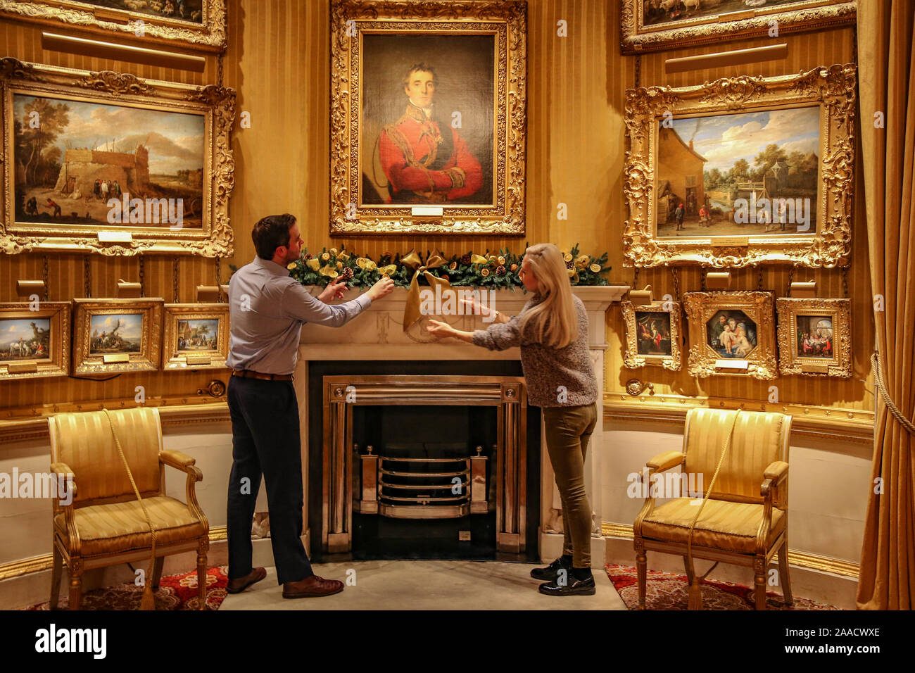 Apsley house interior hi-res stock photography and images - Alamy