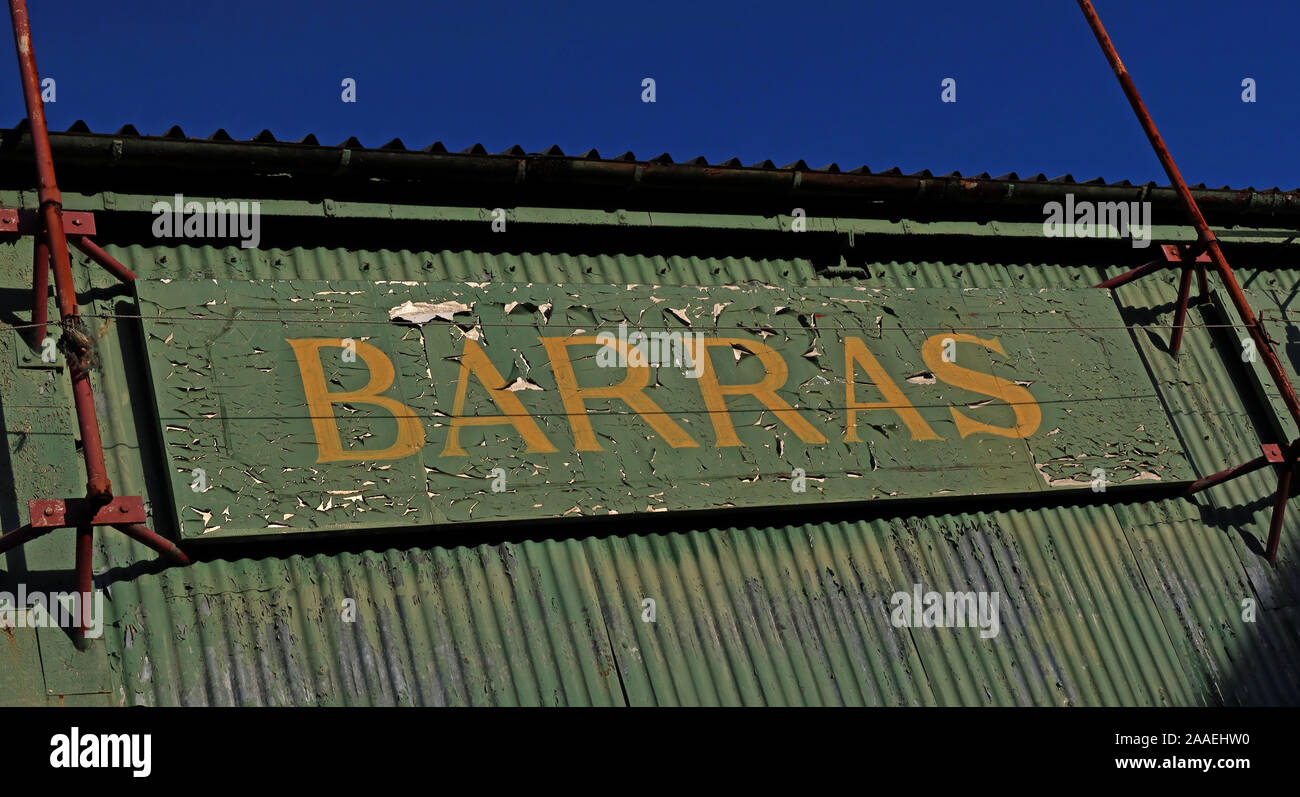 Green Barras Sign, The Barras, Gallowgate, East End, Glasgow, Scotland, UK, G1 5DX Stock Photo