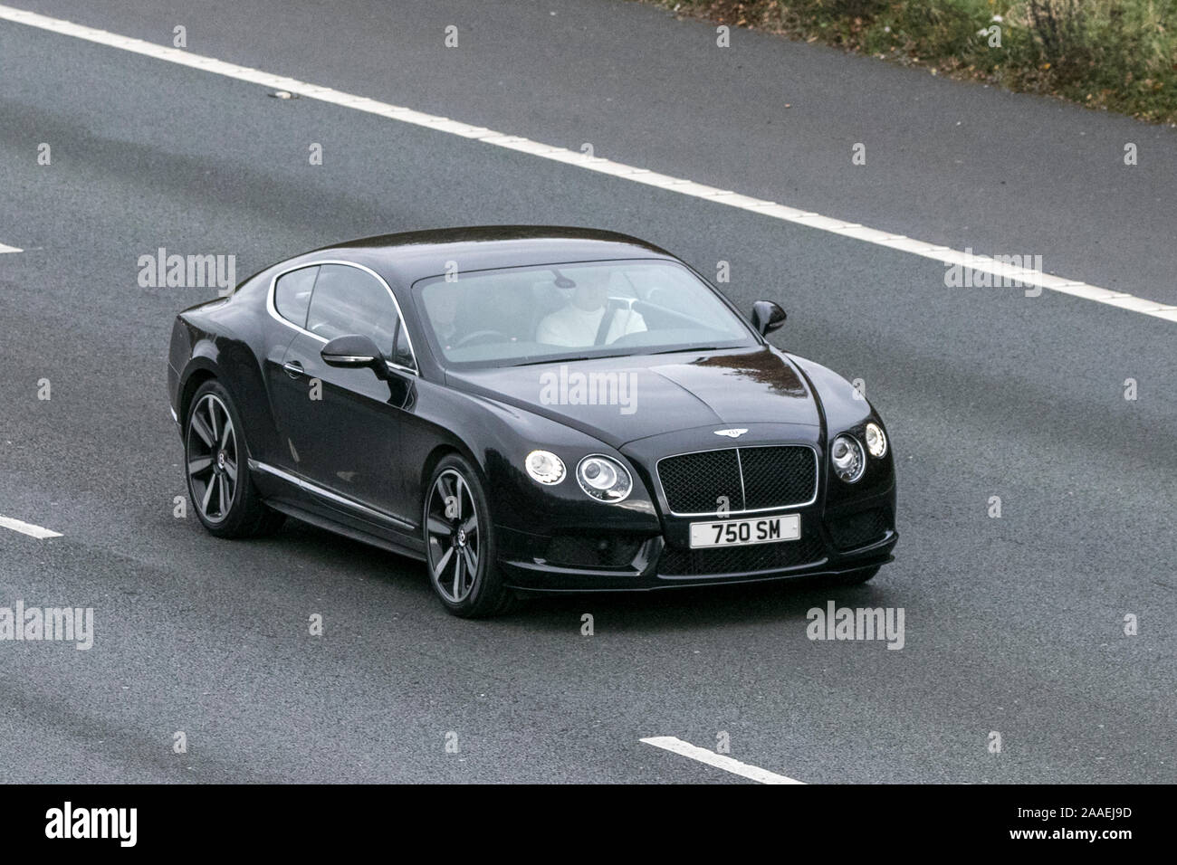 Bentley Continental Gt V8 High Resolution Stock Photography And Images Alamy Bentley Continental Gt V8 High Resolution Stock Photography And Images Alamy