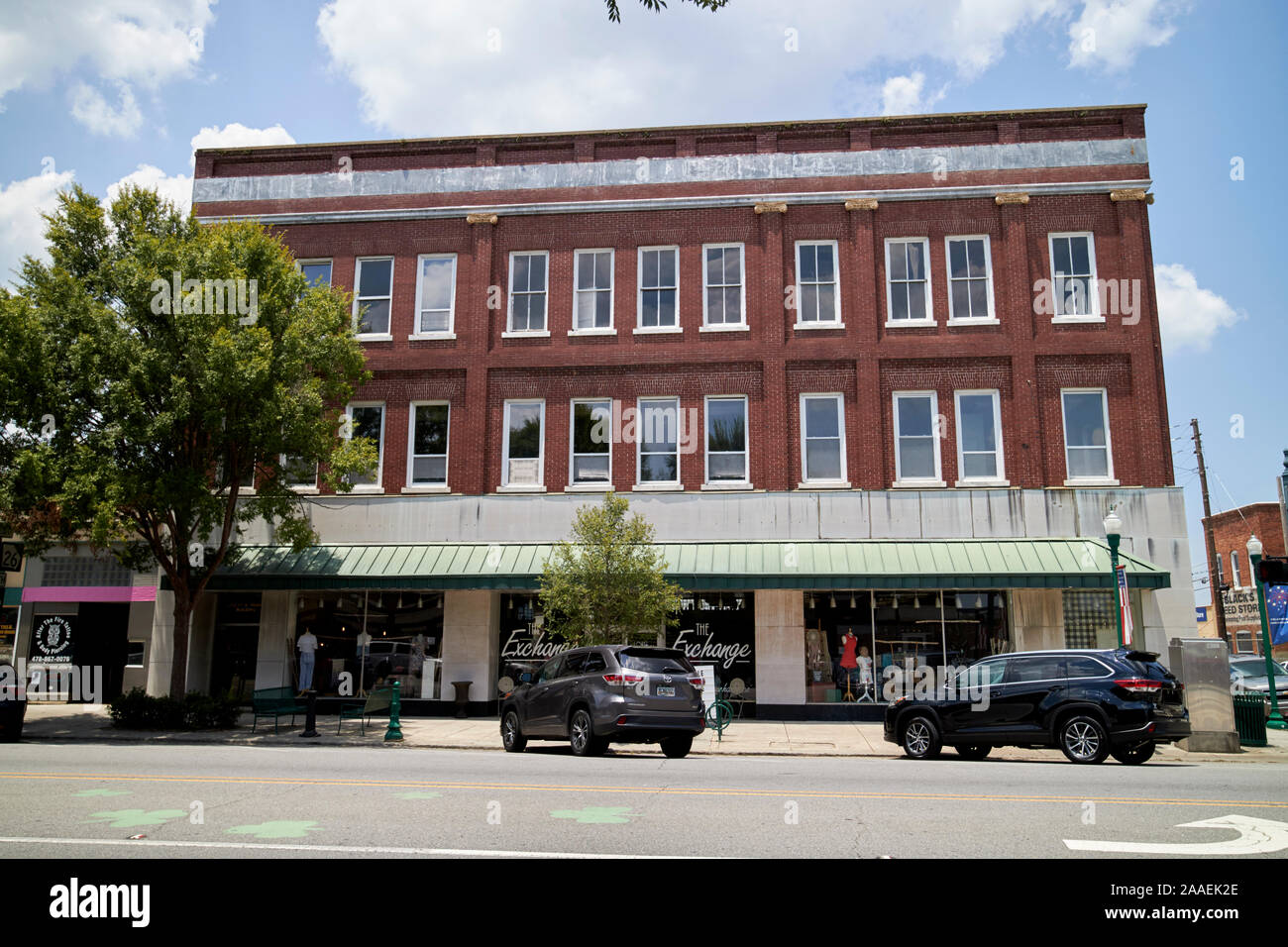 Lovett and tharpe hires stock photography and images Alamy