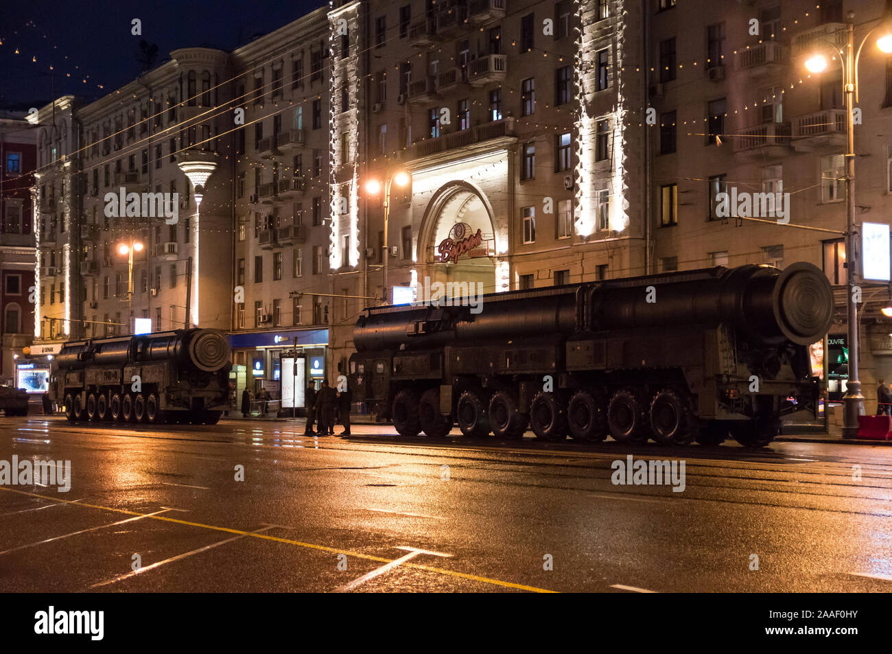 RT-2PM2 Topol-M nuclear warhead strategic intercontinental space ballistic missile mobile launchers on the streets of Moscow, Russia Stock Photo