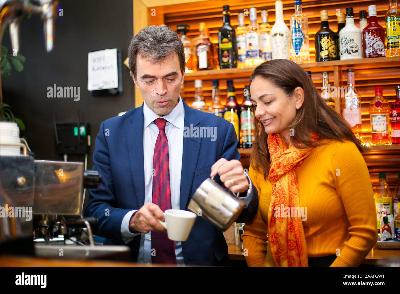 Karamel cafe hires stock photography and images Alamy