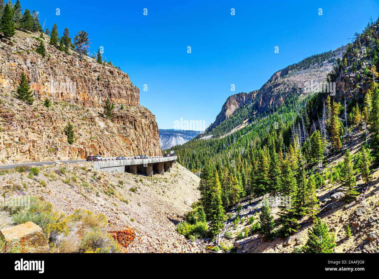 Yellowstone road hi-res stock photography and images - Alamy