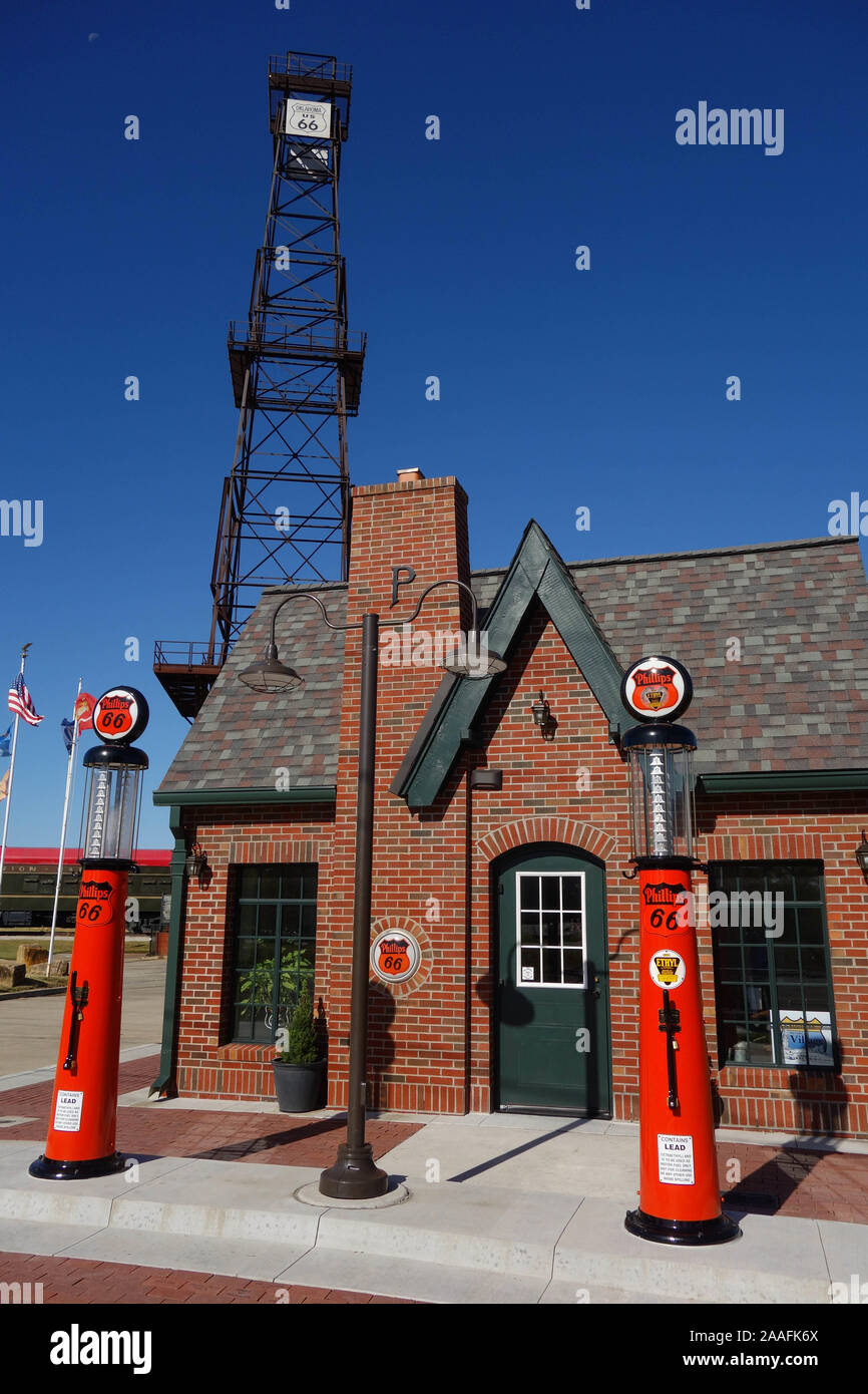 Phillips 66 gas station hires stock photography and images Alamy