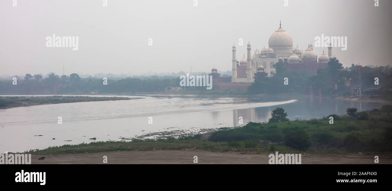 Taj Mahal and Yamuna River, Agra, India Stock Photo