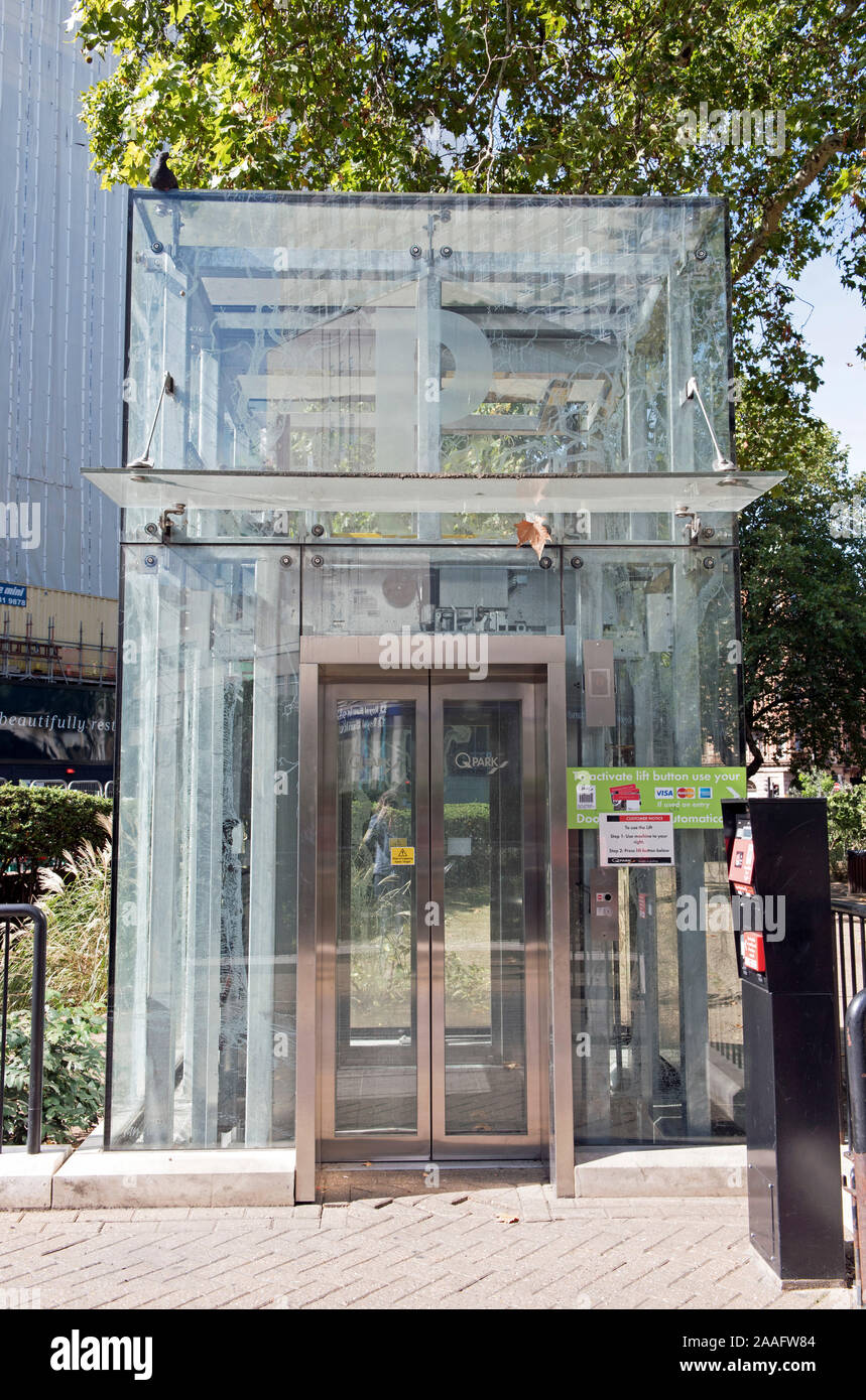 Lift to underground car park Cavendish Square  Marylebone, City Of Westminster London W1 Stock Photo