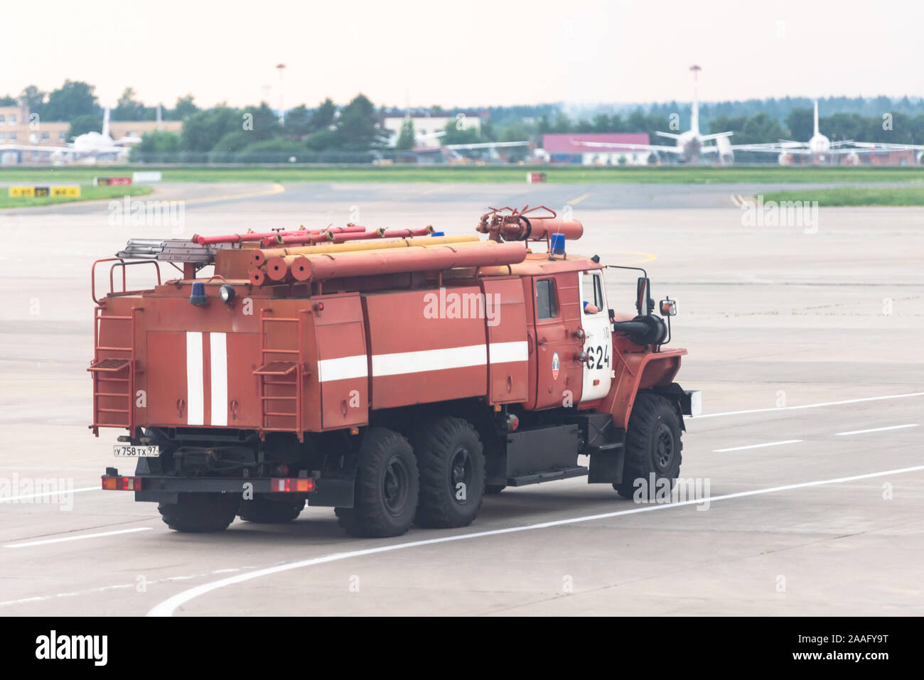 Moscow Fire Engine Vnukovo airport, Moscow. Fire truck at the airport on taxiways Stock ...