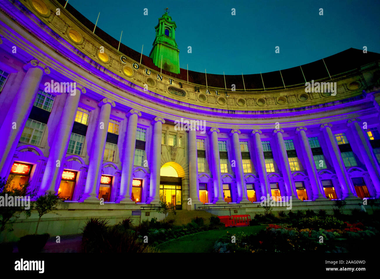 County Hall, South Bank, Lambeth, London, England Stock Photo - Alamy