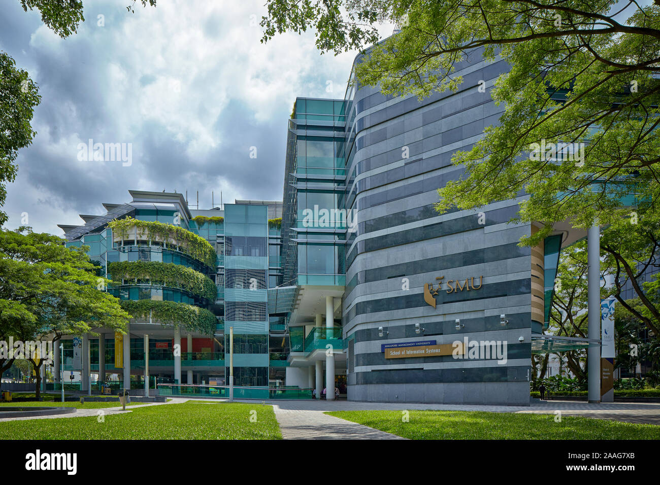 Singapore university campus hi-res stock photography and images - Alamy