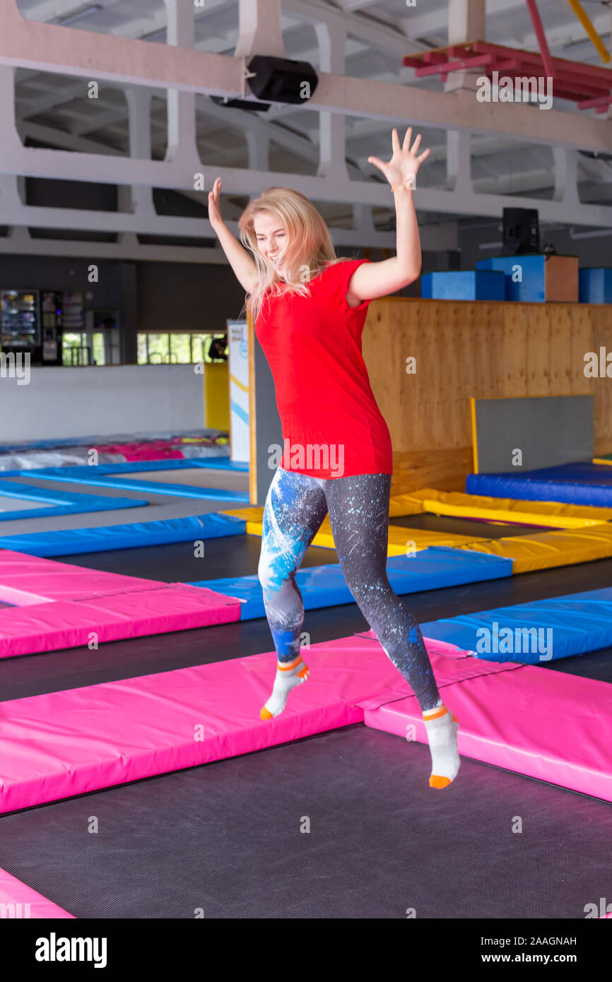 Crazy trampoline online workout