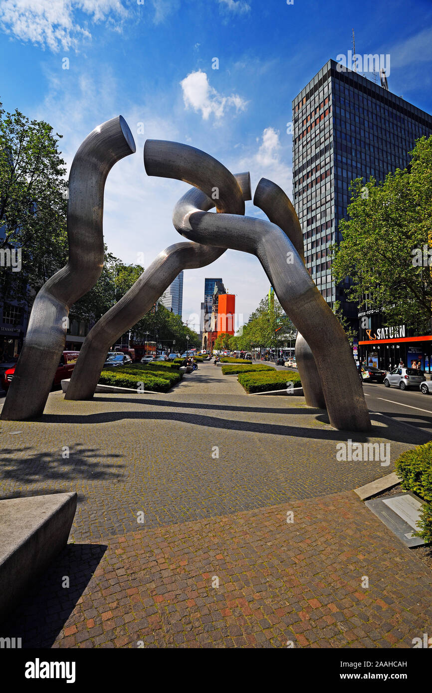 Skulptur  auf dem Tauentzien , Berlin, Deutschland Stock Photo