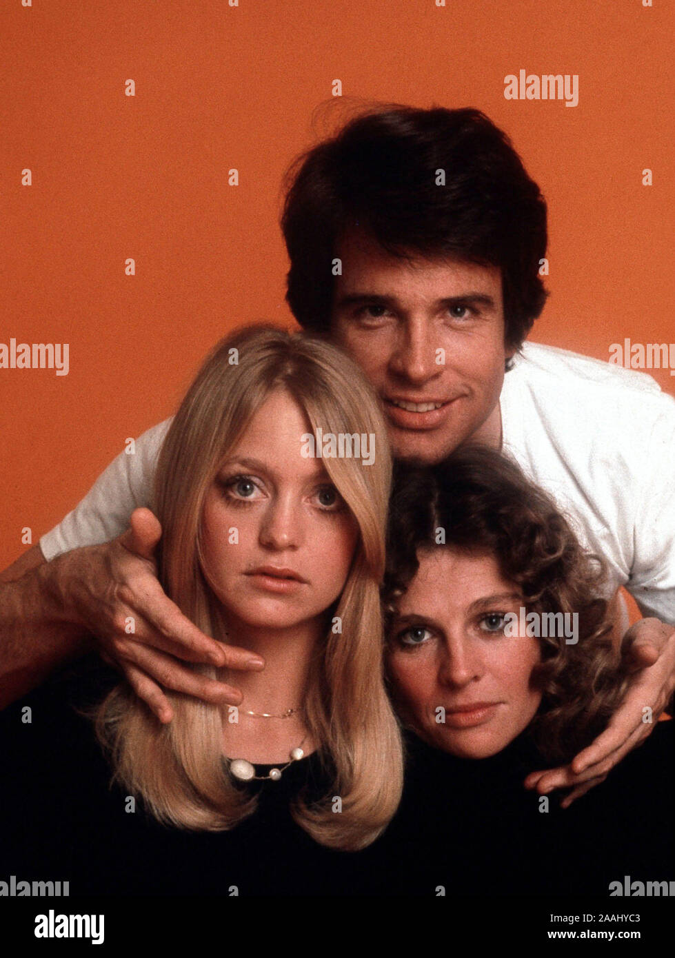 WARREN BEATTY, JULIE CHRISTIE and GOLDIE HAWN in SHAMPOO (1975), directed by HAL ASHBY. Credit: COLUMBIA PICTURES / Album Stock Photo