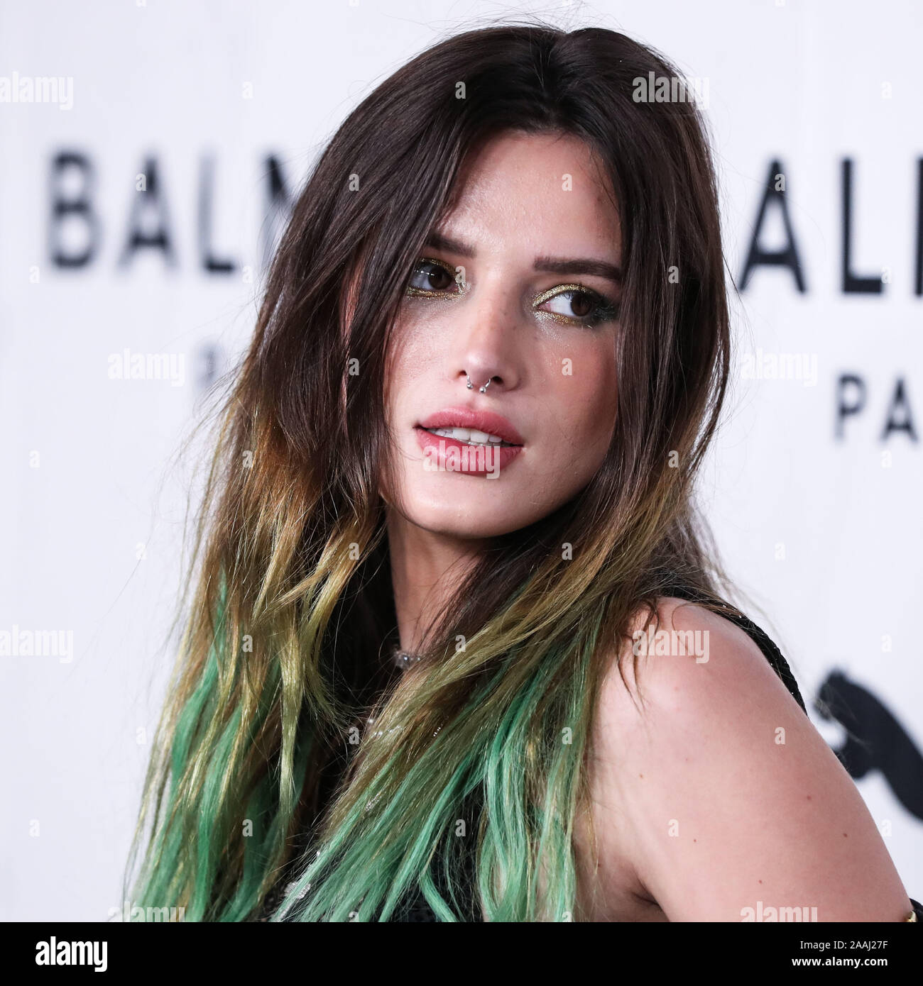 HOLLYWOOD, LOS ANGELES, CALIFORNIA, USA - NOVEMBER 21: Actress Bella