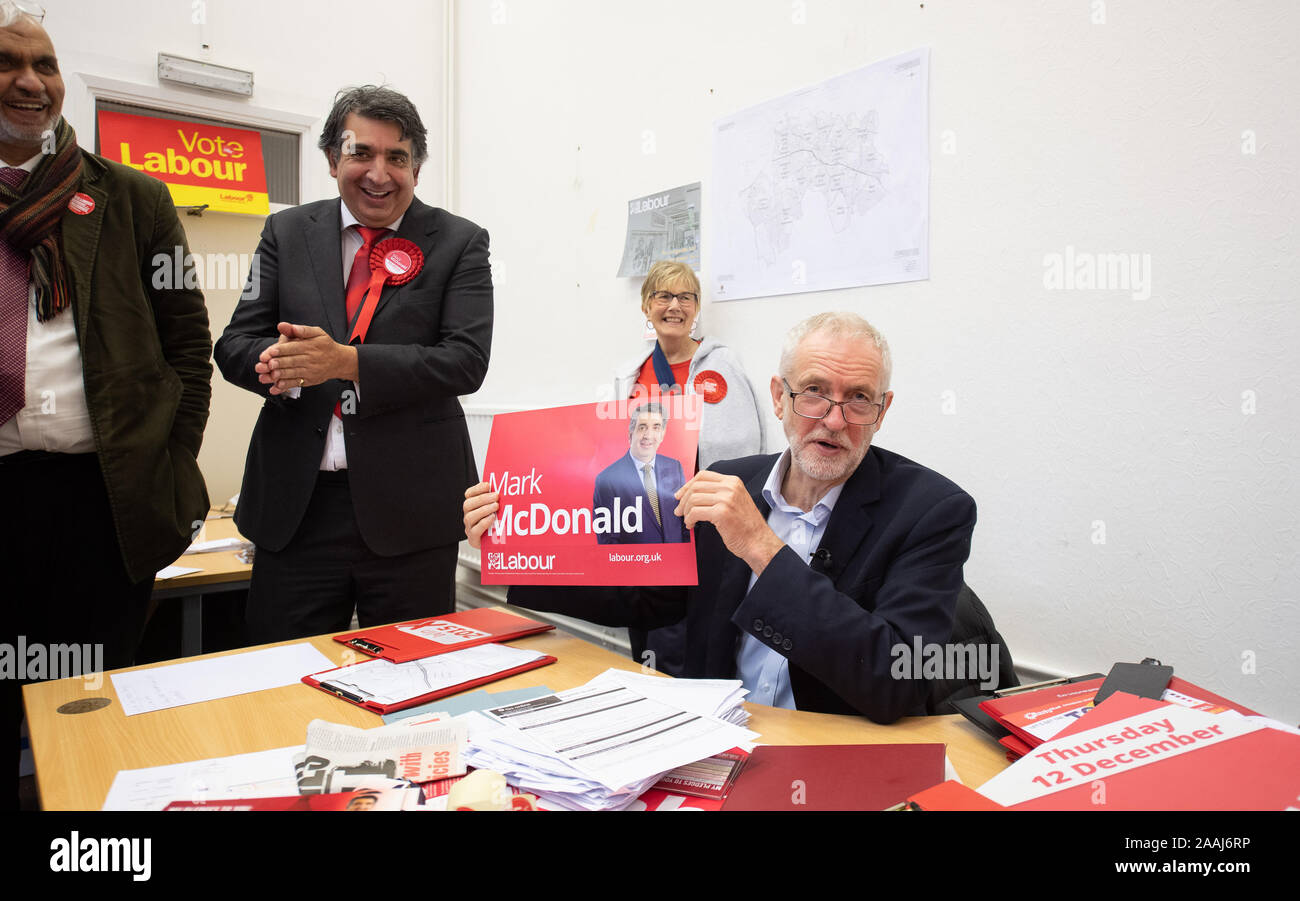 Labour Party leader Jeremy Corbyn (centre right) with candidate for Stoke-on-Trent South Mark McDonald (2nd left) in his campaign office at Fenton Town Hall, while on the General Election campaign trail. Stock Photo