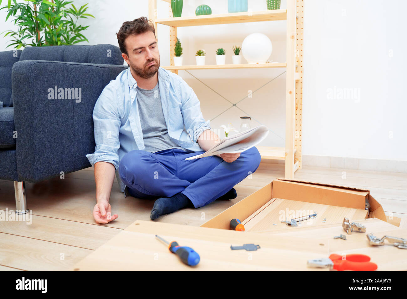 Ikea kitchen installation hi-res stock photography and images - Alamy