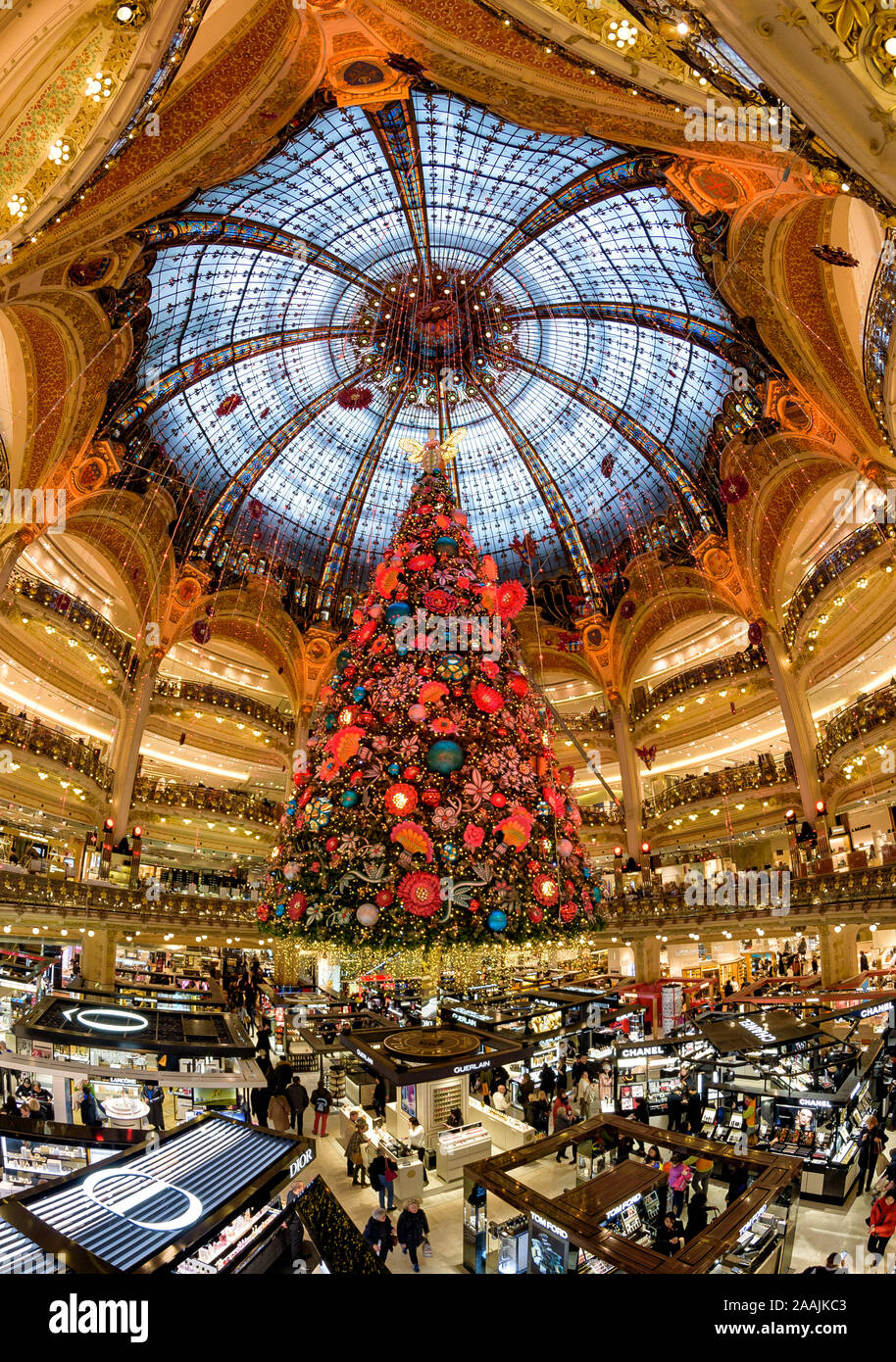 Christmas Shopping at Galeries Lafayette in Paris 