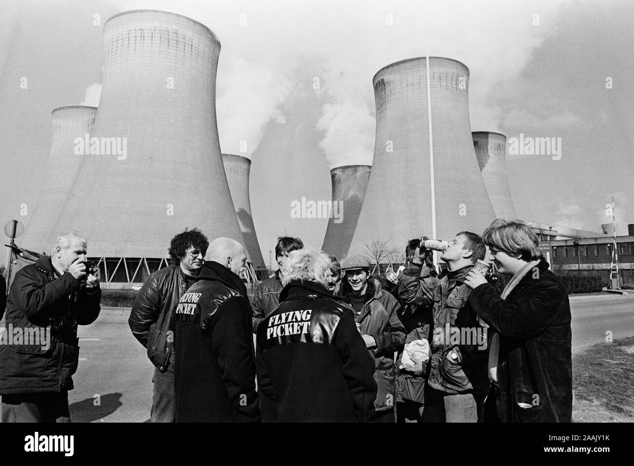 The Christmas chart-topping singing group The Flying Pickets meet NUM flying pickets at the Drax Power Station, Yorkshire, when the group brought food and drink for the striking miners. Stock Photo