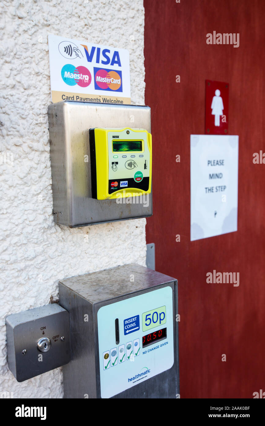 Fee toilets hires stock photography and images Alamy