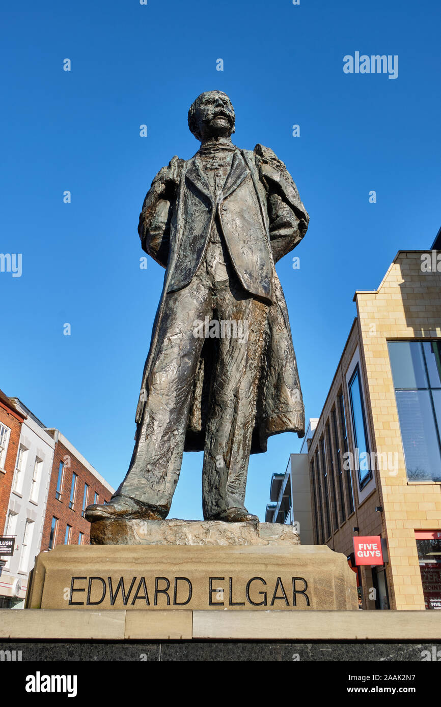 Edward Elgar statue, High Street, Worcester, Worcestershire Stock Photo