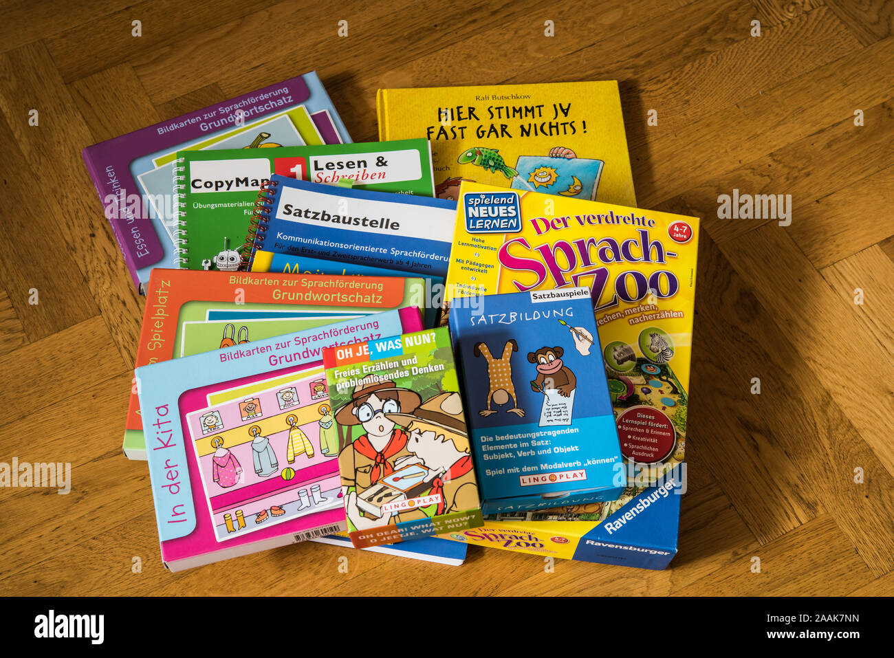 Bücher für den Spracherwerb im Kindergarten Stock Photo