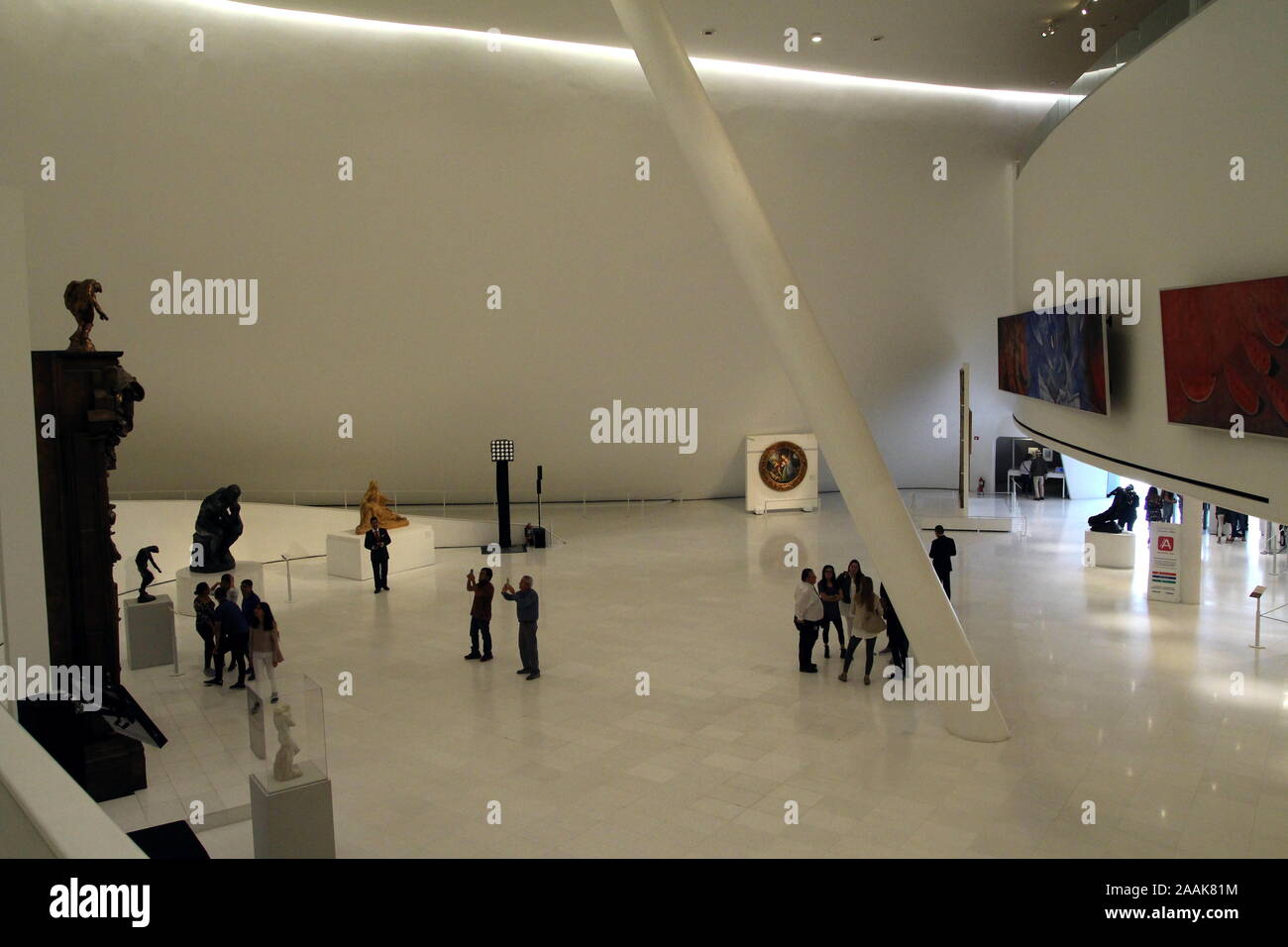 Entrance hall of the mexican private museum of Soumaya in Polanco ...