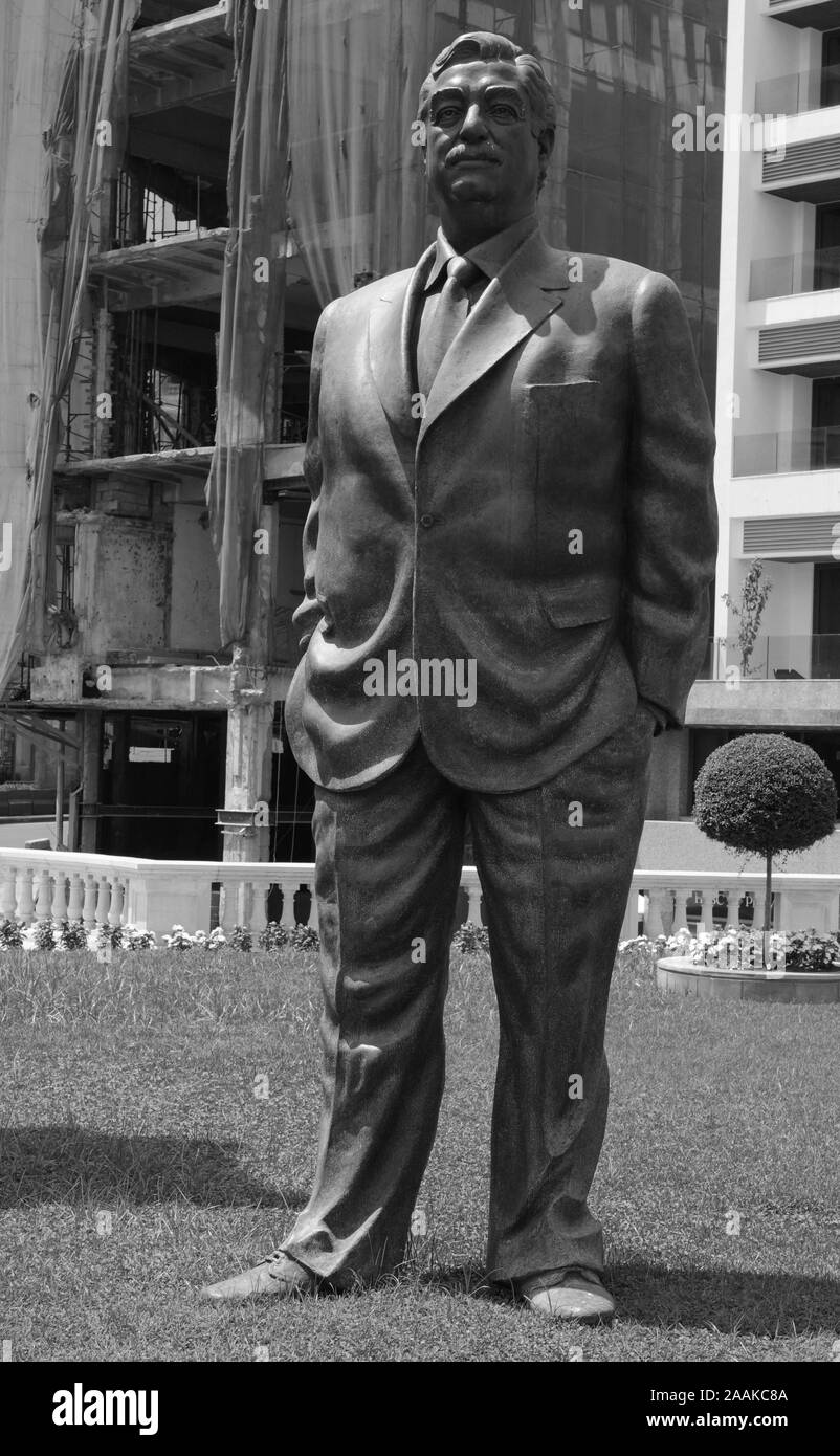 Statue of Lebanons murderd former minister president Rafik Hariri at his monument in the center of Beirut City. Stock Photo