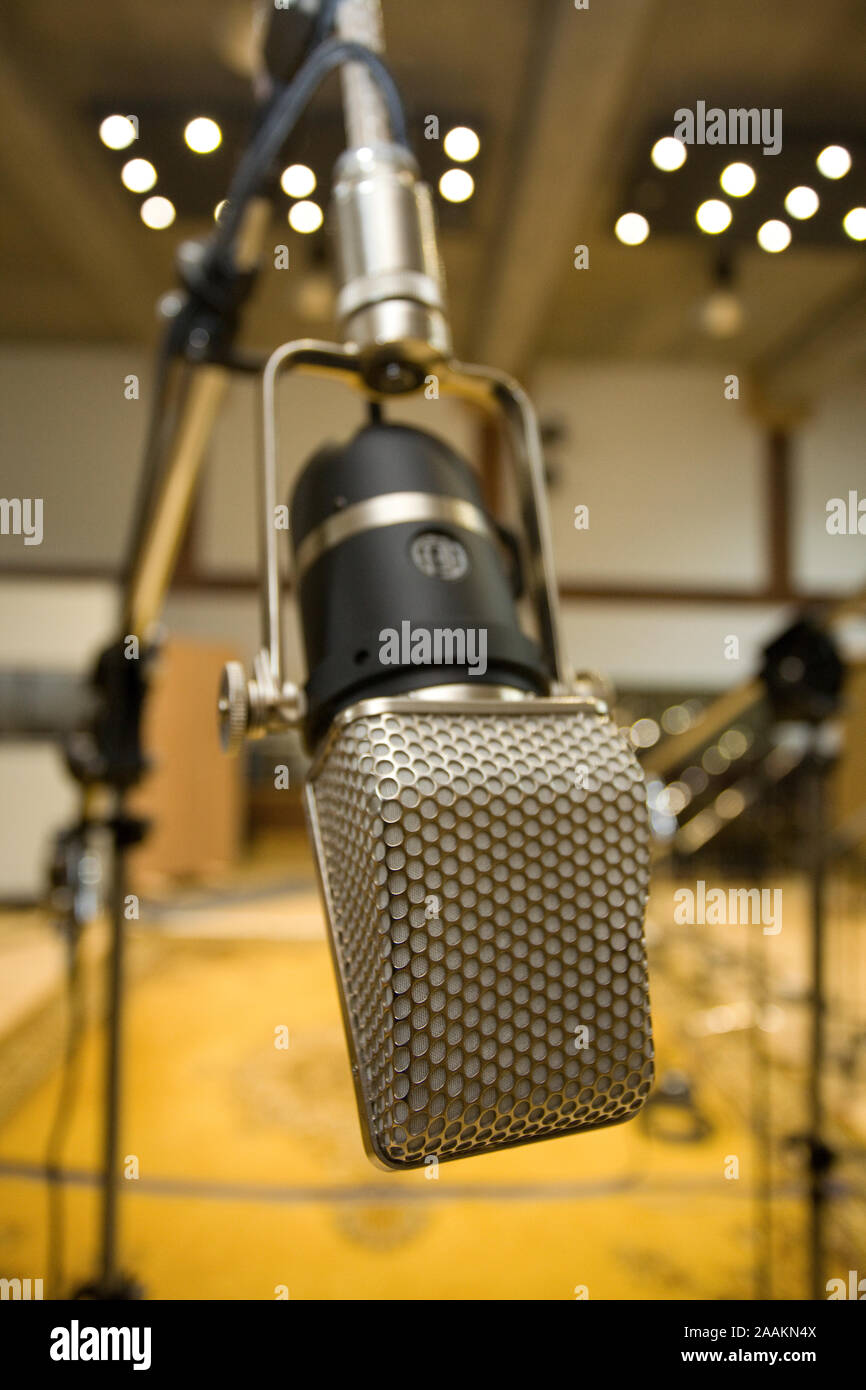 Microphone set up in recording studio Stock Photo Alamy