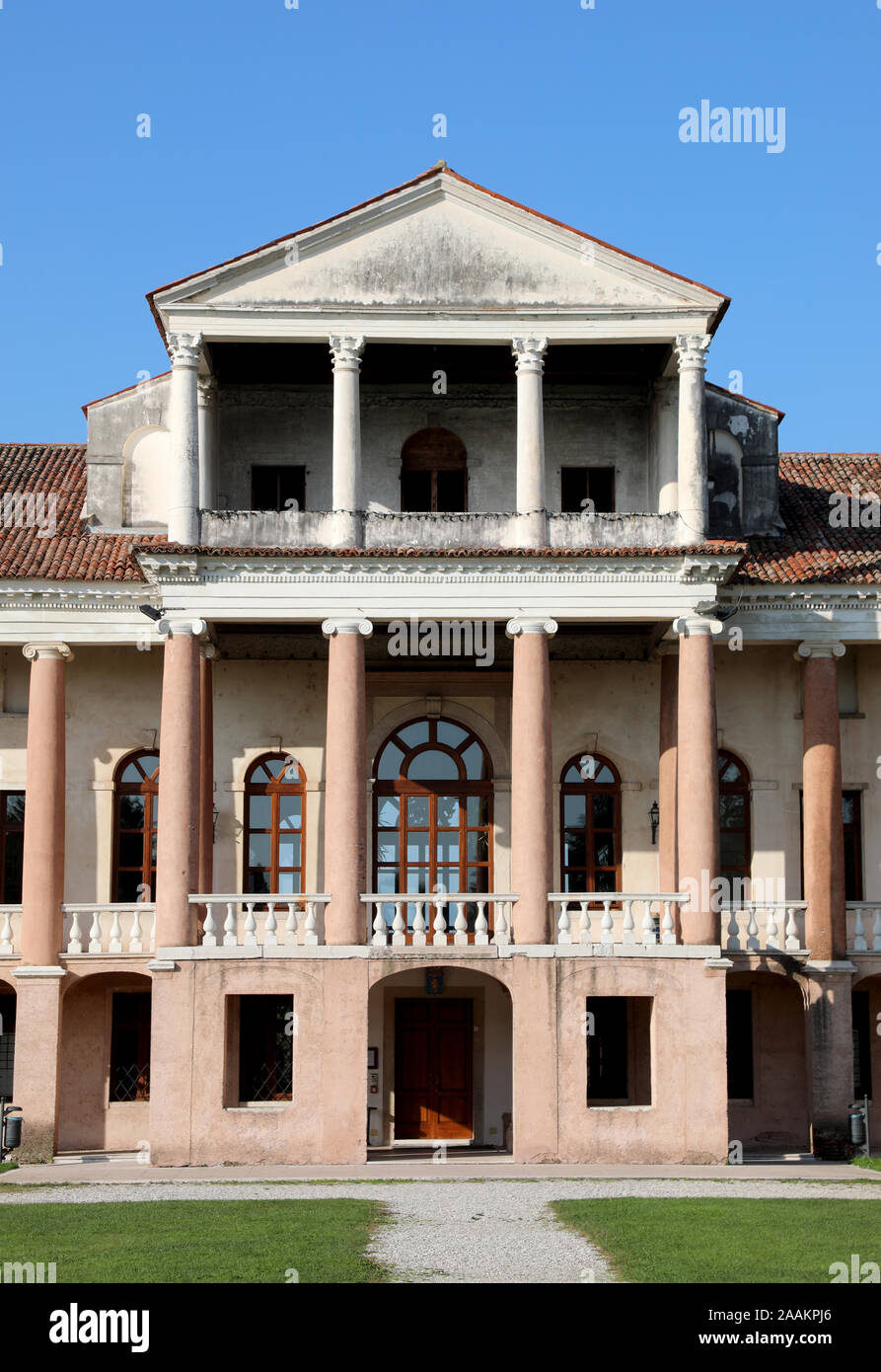 Cartigliano, VI, Italy - October 27, 2019: Villa called Morosini Cappello  now Seat of local government Stock Photo - Alamy