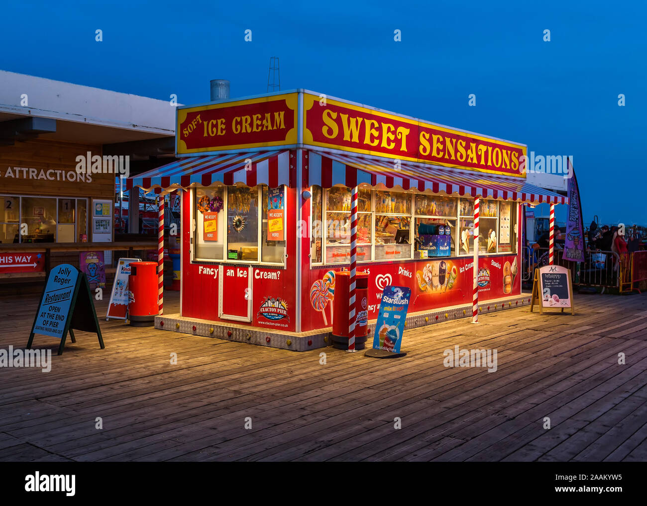 Ice cream shop night hires stock photography and images Alamy