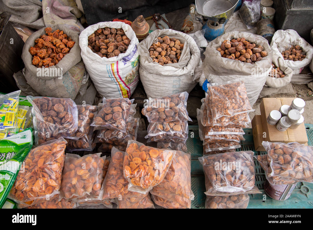 Kashmir fruits hires stock photography and images Alamy