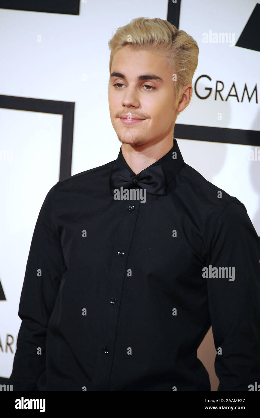 Los Angeles Ca February 15 16 Justin Bieber At The 58th Annual Grammy Awards At The Nokia Theatre La Live C 16 Paul Smith Featureflash Stock Photo Alamy Los Angeles Ca February 15 16 Justin Bieber At The 58th Annual Grammy Awards At The Nokia Theatre La Live C 16 Paul Smith Featureflash Stock Photo Alamy