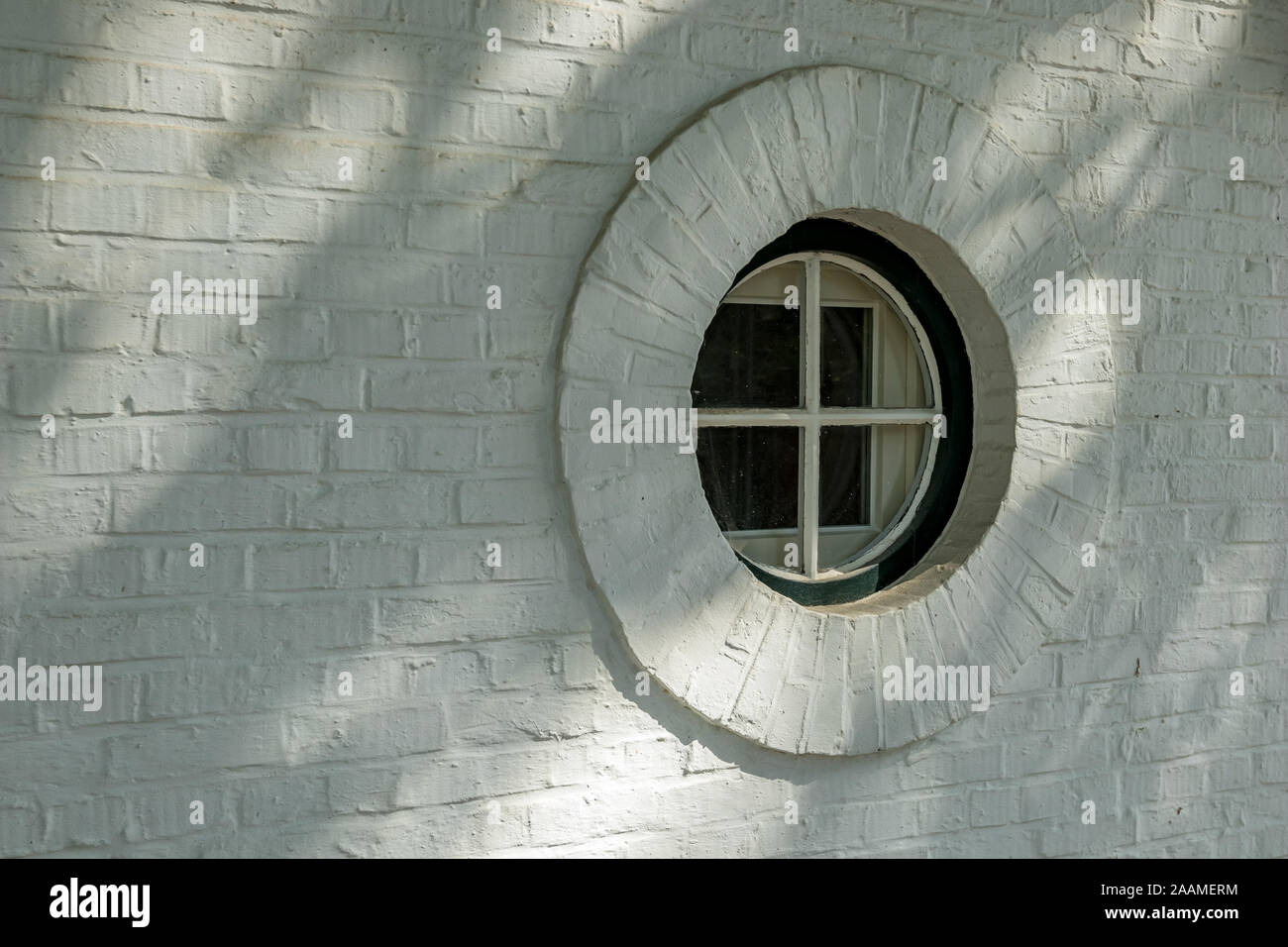 Small Round Window High Resolution Stock Photography And Images Alamy