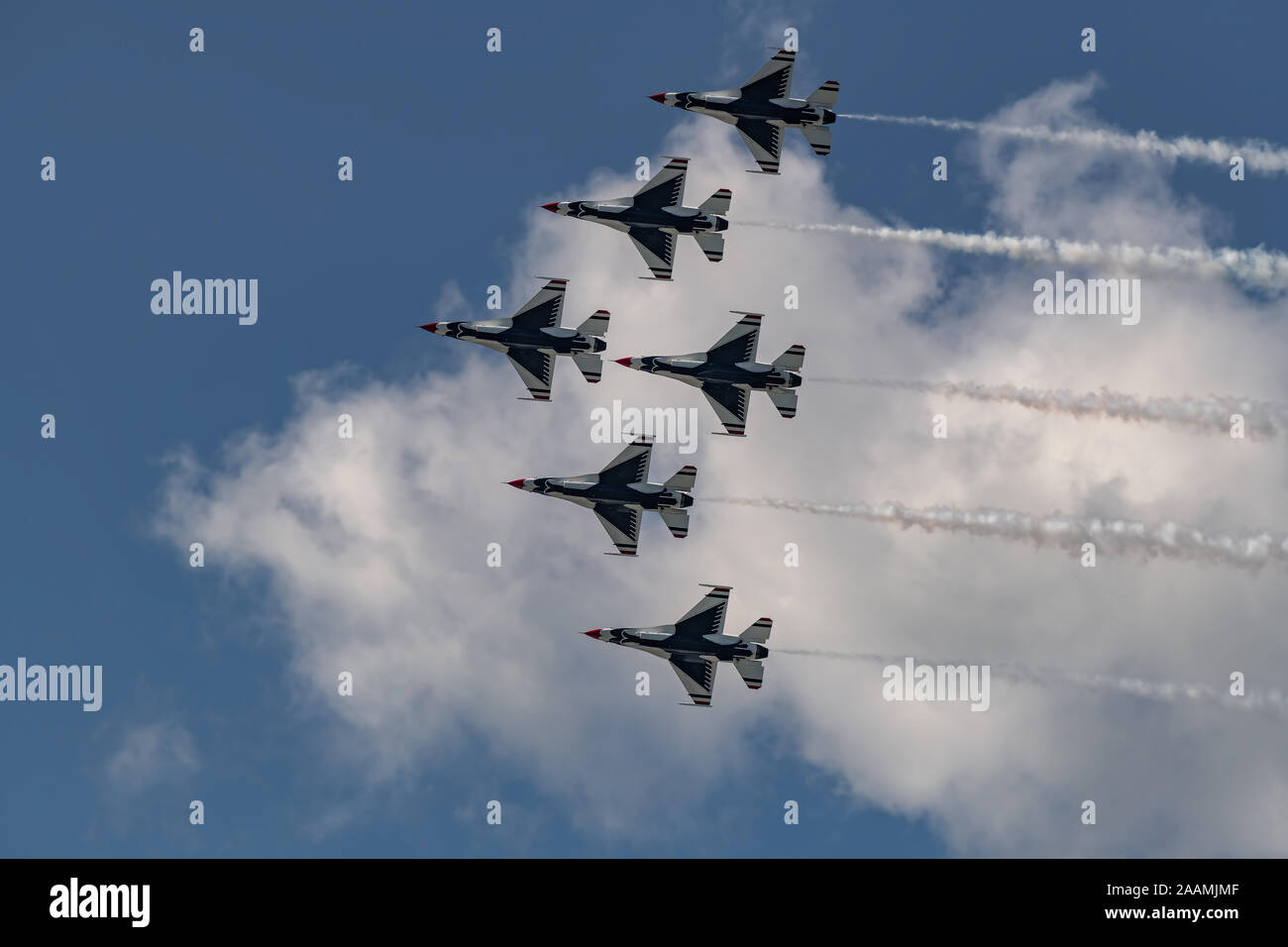 NEW WINDSOR NY - SEPTEMBER 15 2018: USAF Thunderbirds perform at the Stewart International Airport during the New York Airshow. Squadron is the offici Stock Photo