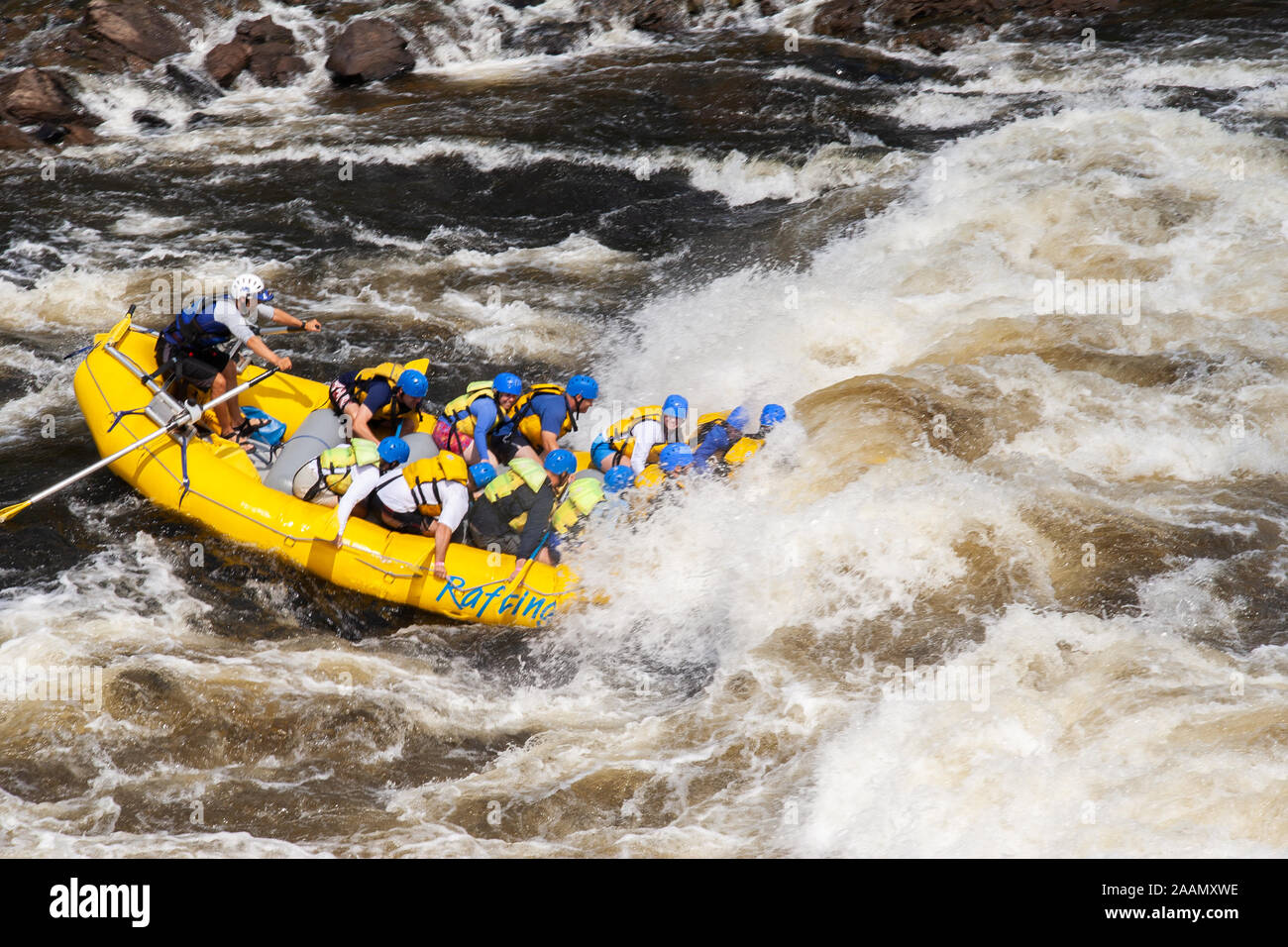 White water rafting ottawa river canada hi-res stock photography and ...