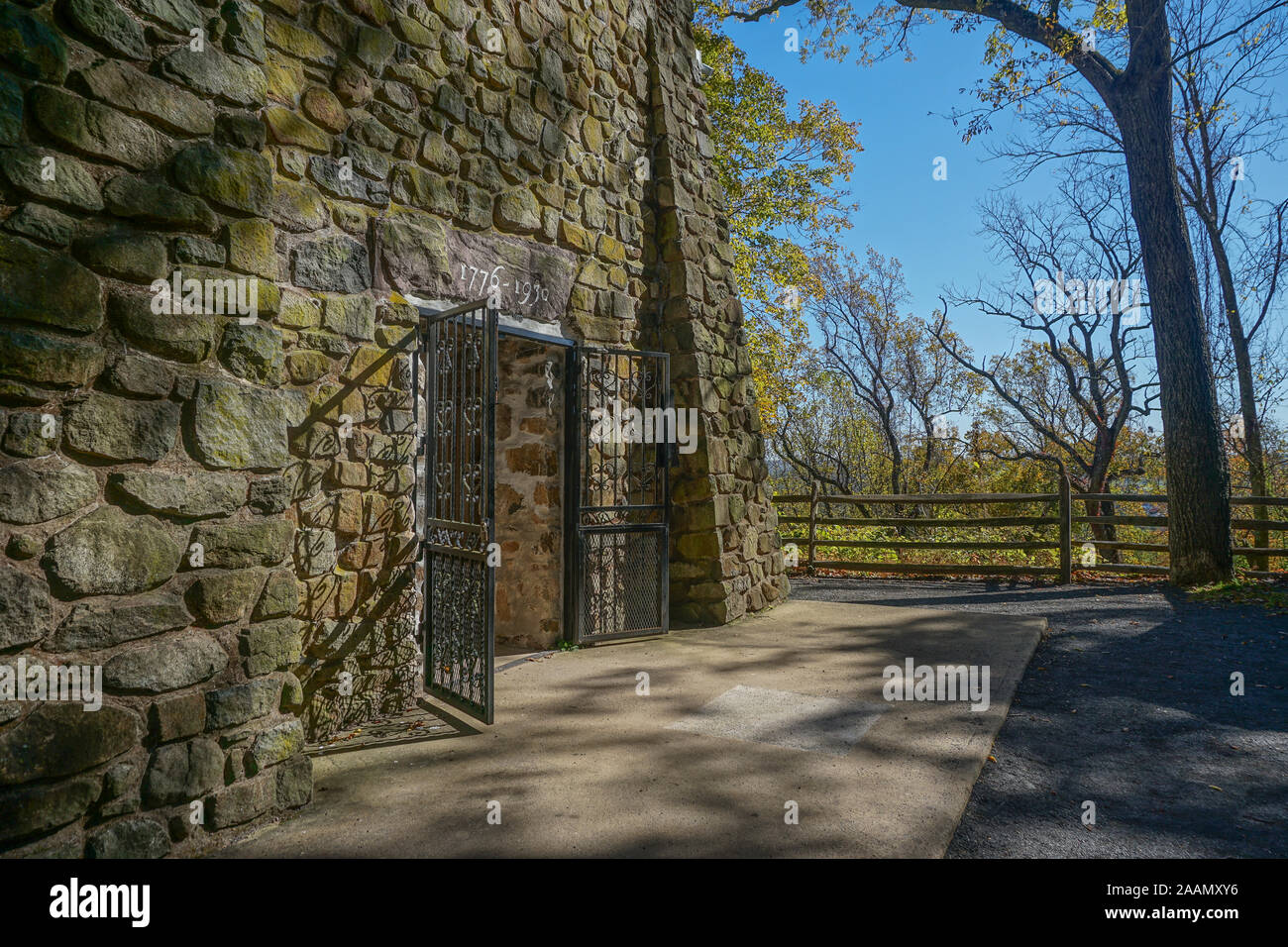 Bowmans tower hires stock photography and images Alamy