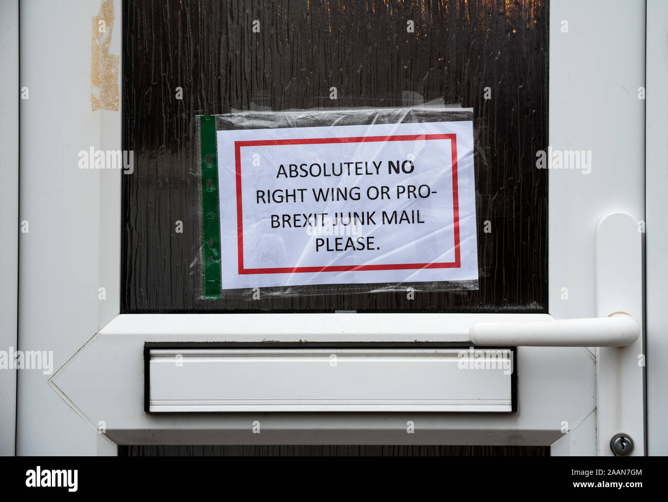 Horfield Bristol door displaying Absolutely No Right Wing or Pro Brexit Junk Mail Please above letterbox. Sign in door window above letterbox making anti Brexit election statement. Stock Photo