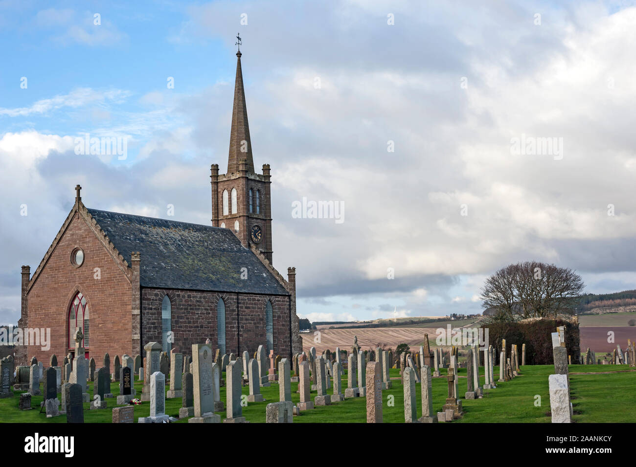Mearns Coastal Parish, Church of Scotland, St. Cyrus Church with graveyard and gravestones, St. Cyrus, Aberdeenshire, Scotland, UK. Stock Photo