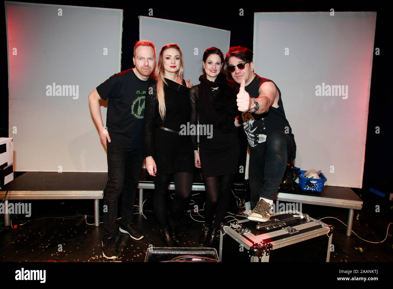Welle: Erdball live in der KulturBrauerei Görlitz am 22.11.2019 Stock Photo