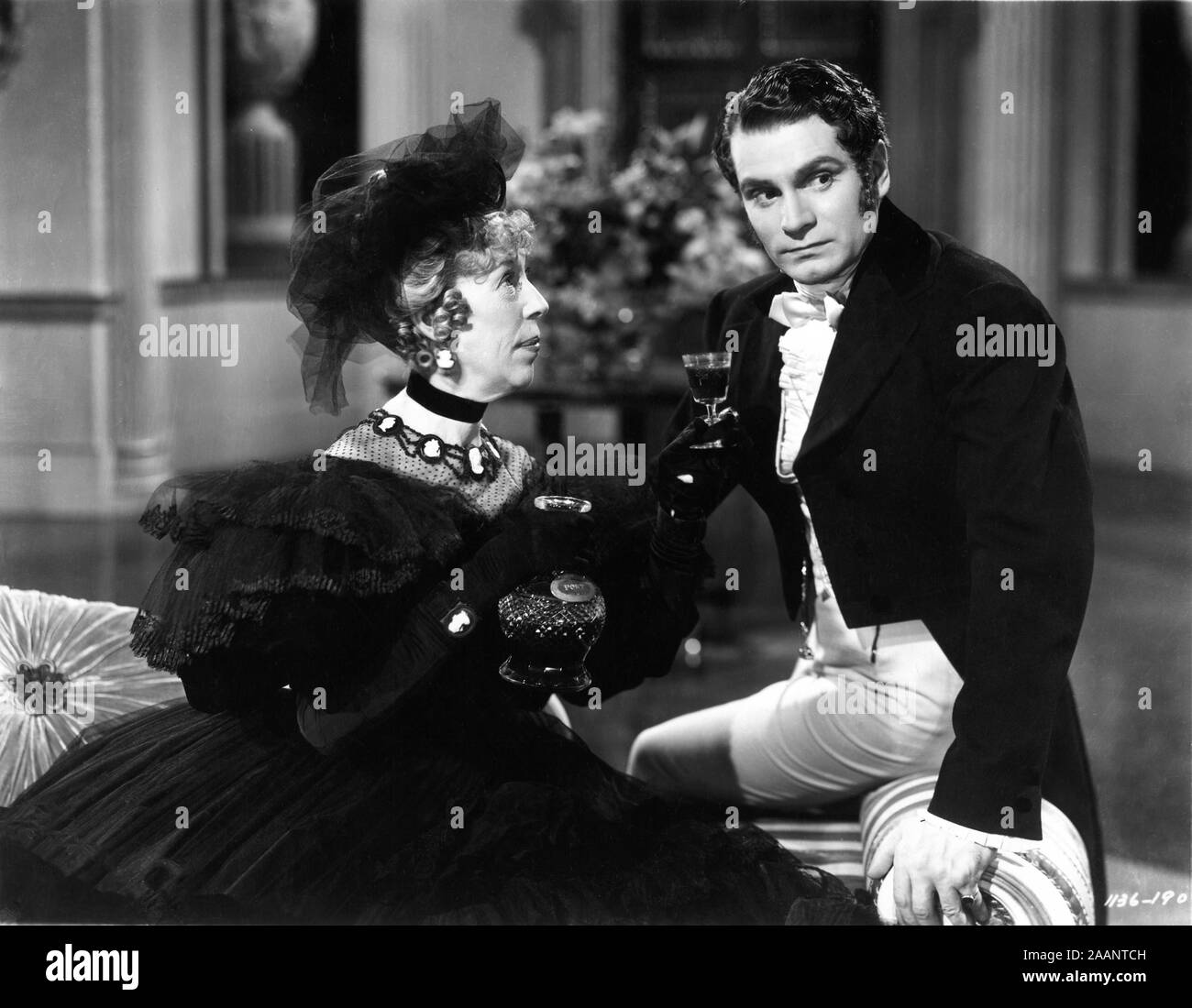 EDNA MAY OLIVER as Lady Catherine de Bourgh and LAURENCE OLIVIER as Mr ...