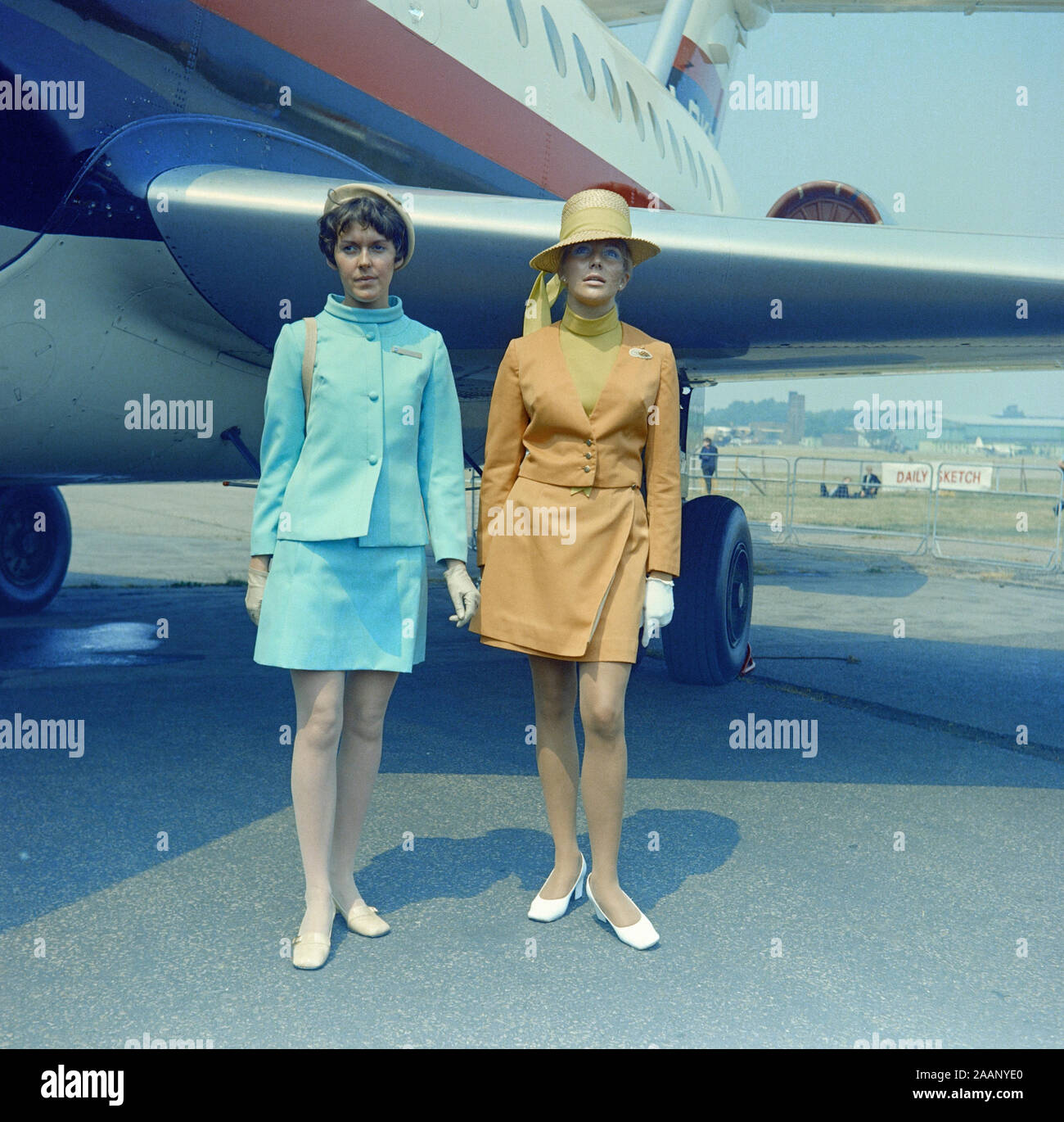 Air hostess 1970s hi-res stock photography and images - Alamy