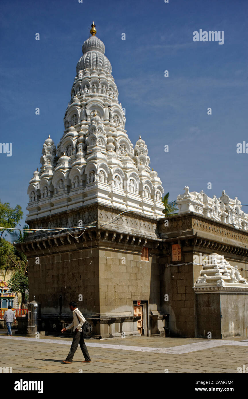 Siddheshwar Temple: A Spiritual Journey Through Time Siddheshwar Temple: A Spiritual Journey Through Time